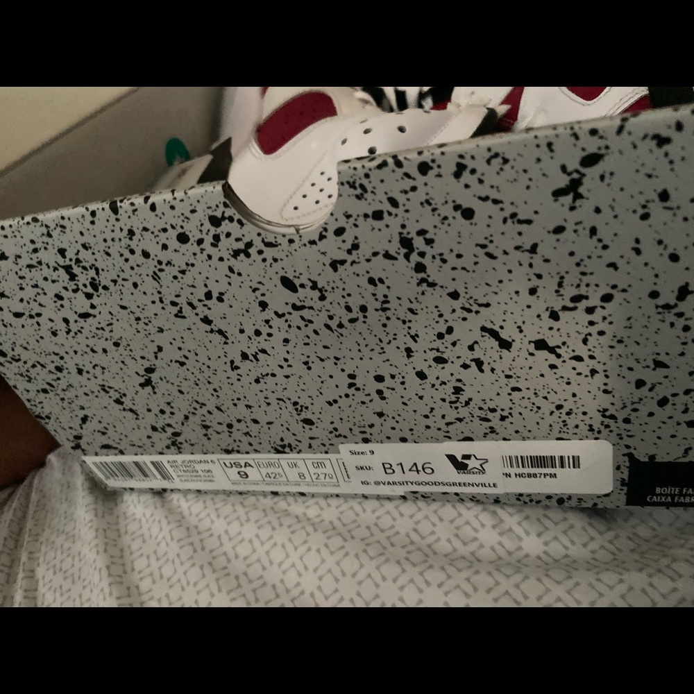 Jordan 6 - Picture 2 of 2